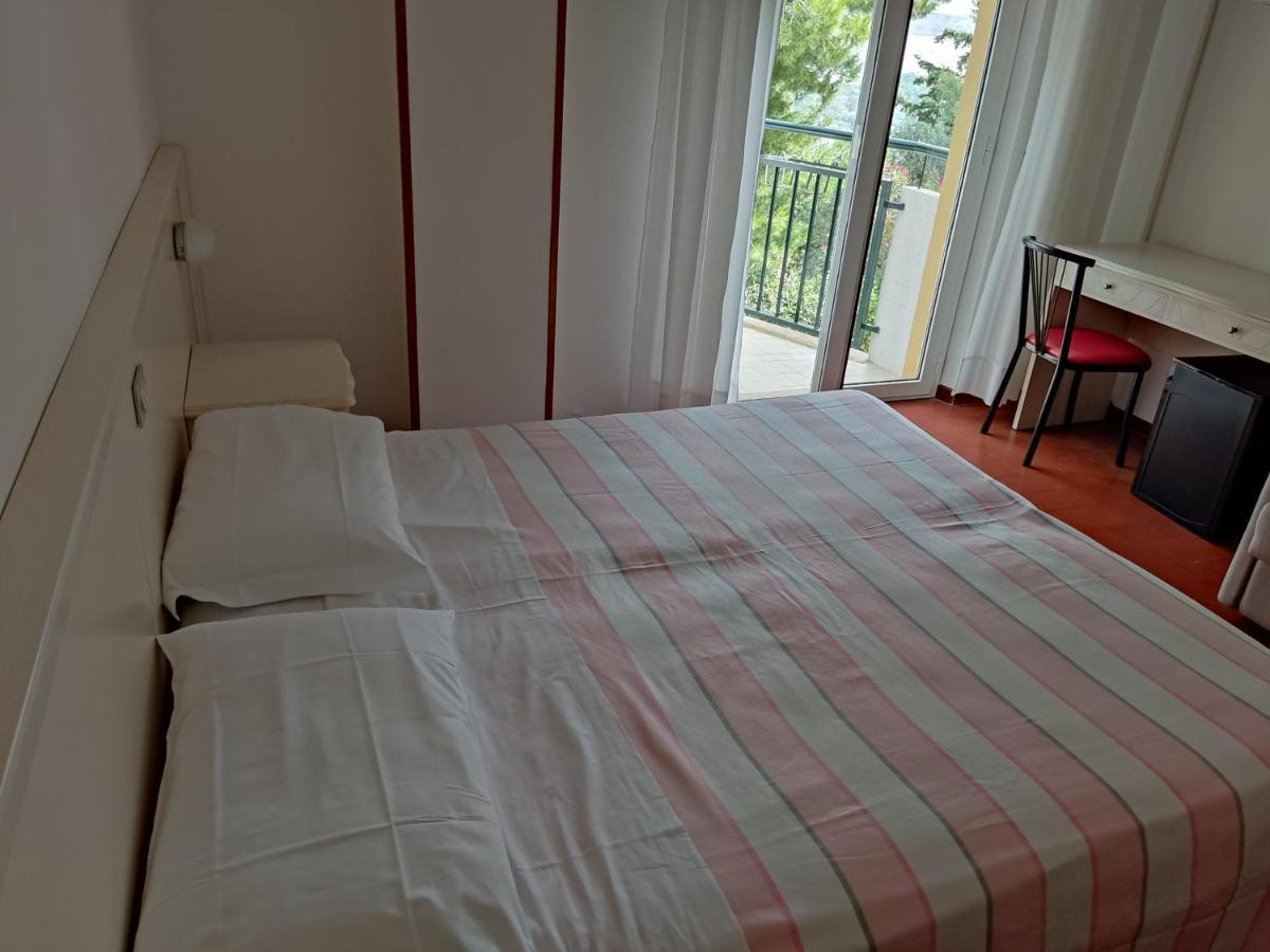 Hotel Ristorante Il Grillo Acquaviva Picena Eksteriør billede