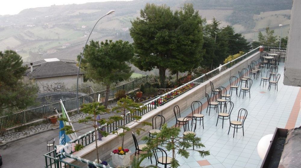 Hotel Ristorante Il Grillo Acquaviva Picena Eksteriør billede